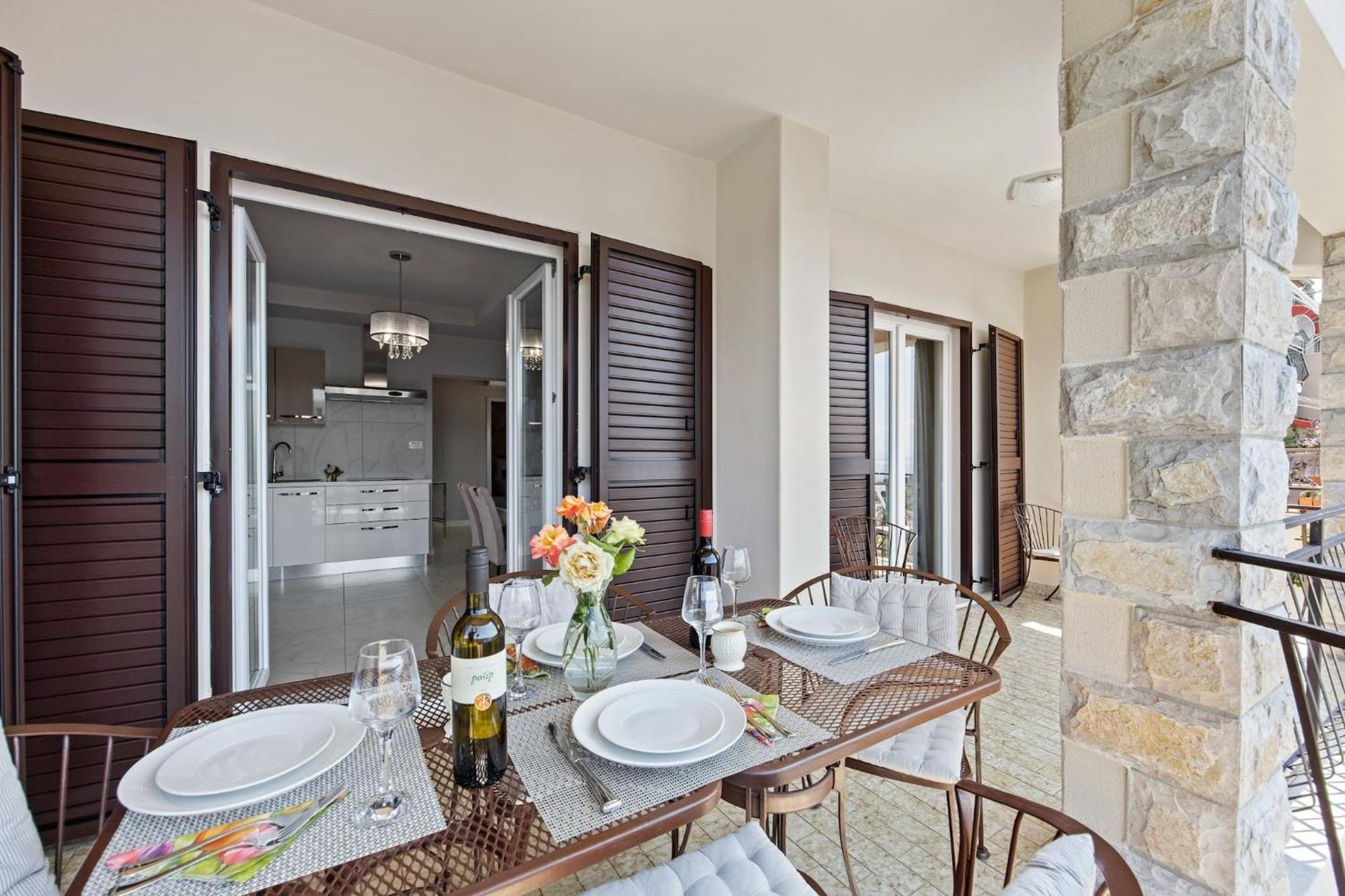 Apartments Lady M Рабац Екстер'єр фото