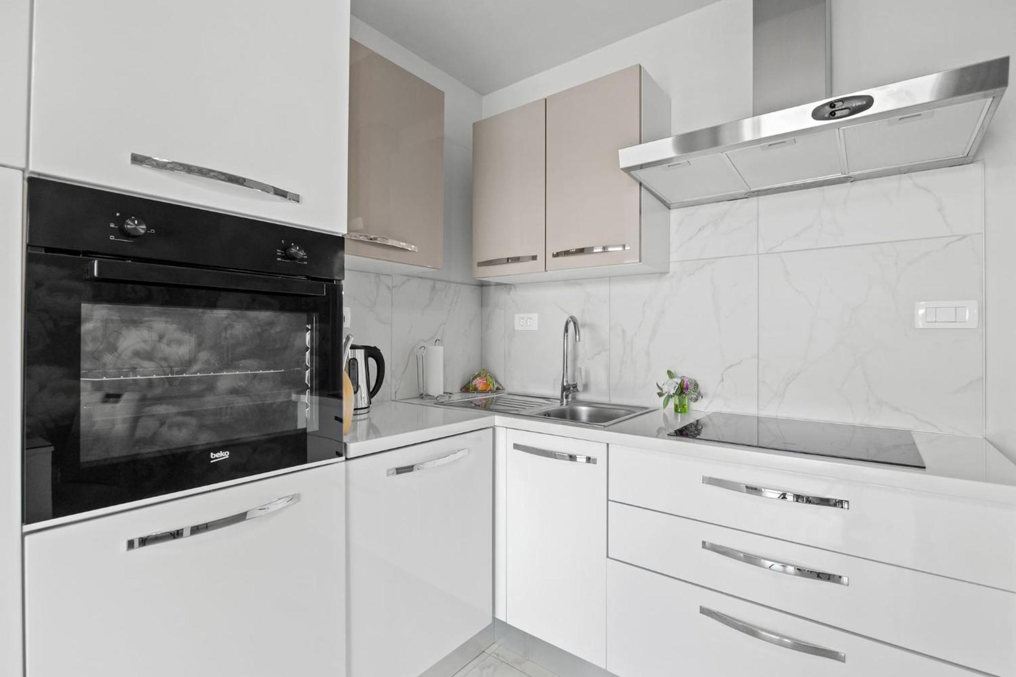 Apartments Lady M Рабац Екстер'єр фото