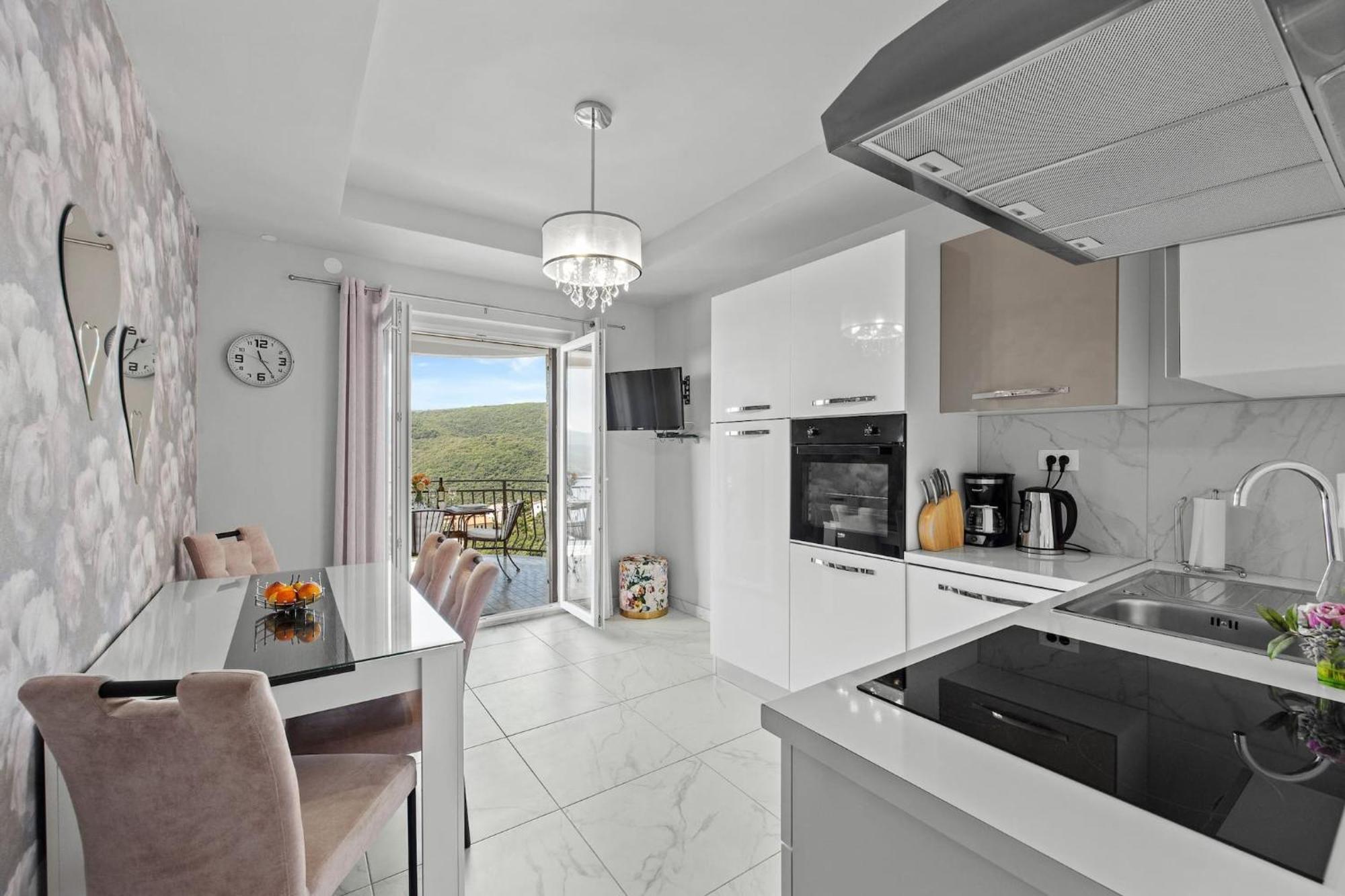 Apartments Lady M Рабац Екстер'єр фото